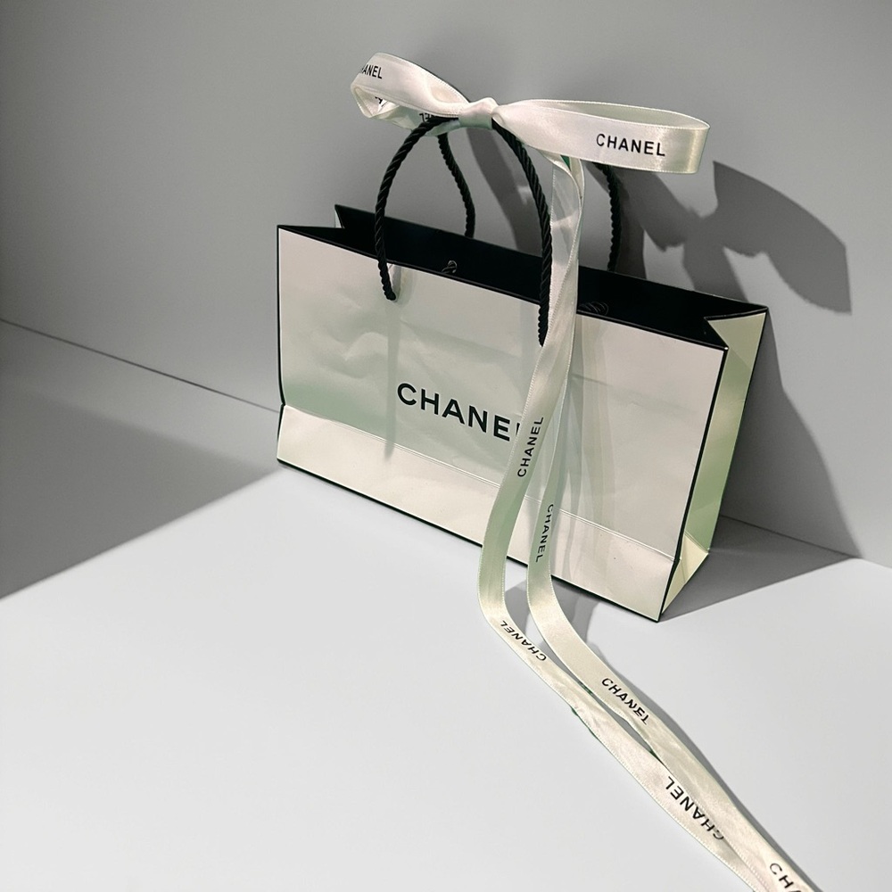 CHANEL Cosmetics Paper Shopping Bag - Picture 2 of 9
